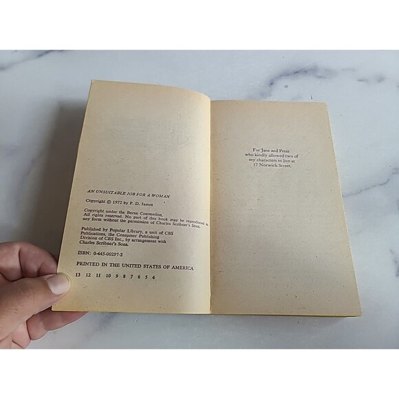 An Unsuitable Job for a Woman by P. D. James / 1972 Paperback Mystery - Picture 4 of 10